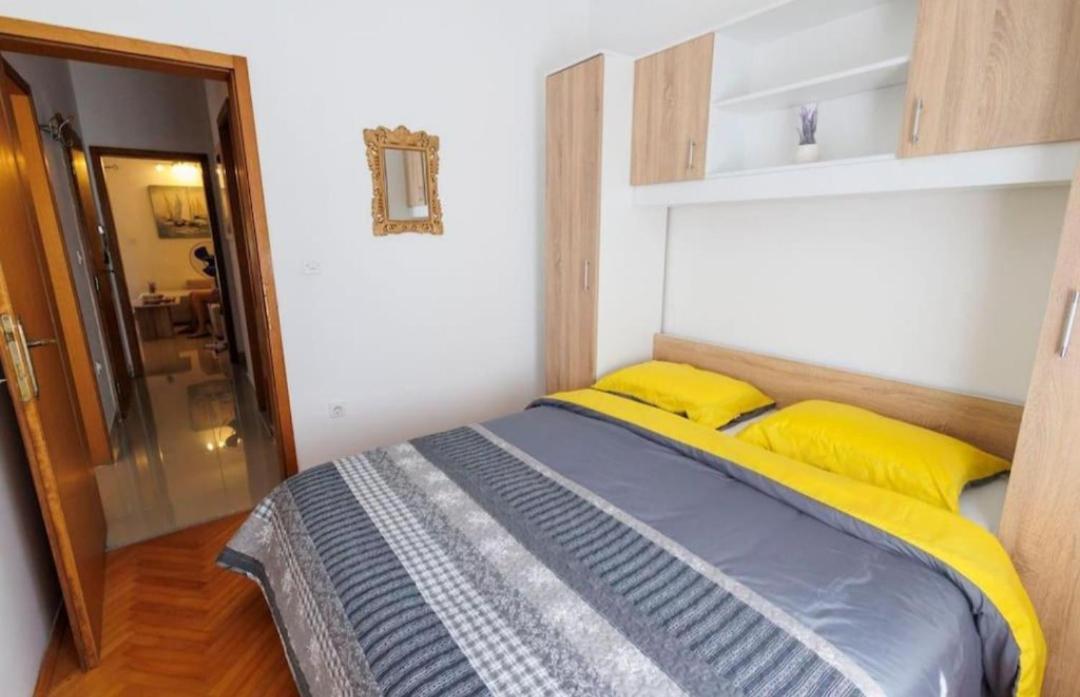 Apartmani Mira Split Bagian luar foto